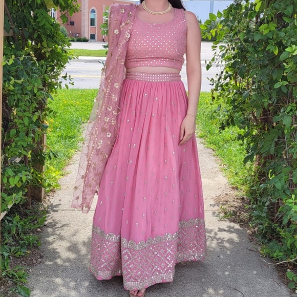 SOLD | PINK LEHENGA 3 PIECES - Picture 4 of 5